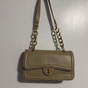 BRAND NEW Urban Revivo Ladies Handbag